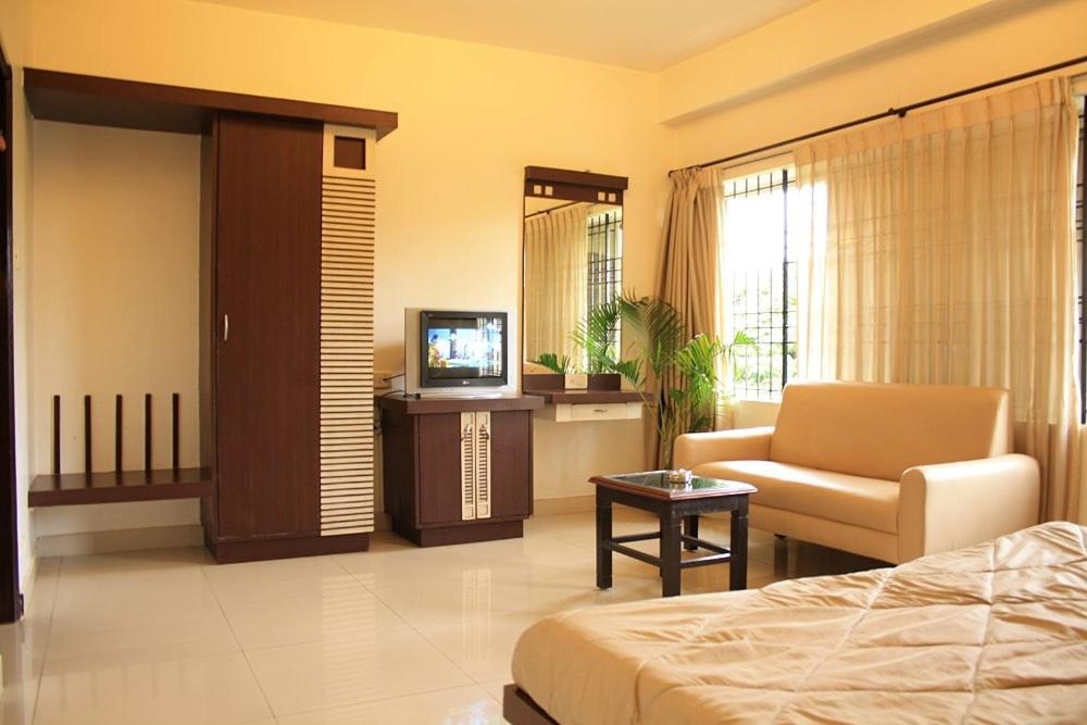 Hotel Golden Residency Bengaluru Kültér fotó